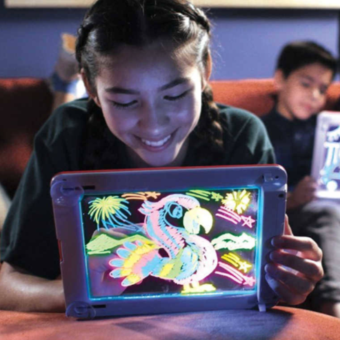 Magična svetleća tabla za crtanje u boji za decu