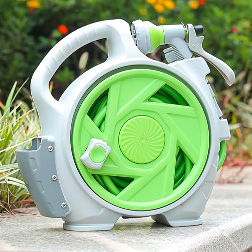 Baštensko crevo sa motalicom i mlaznicom